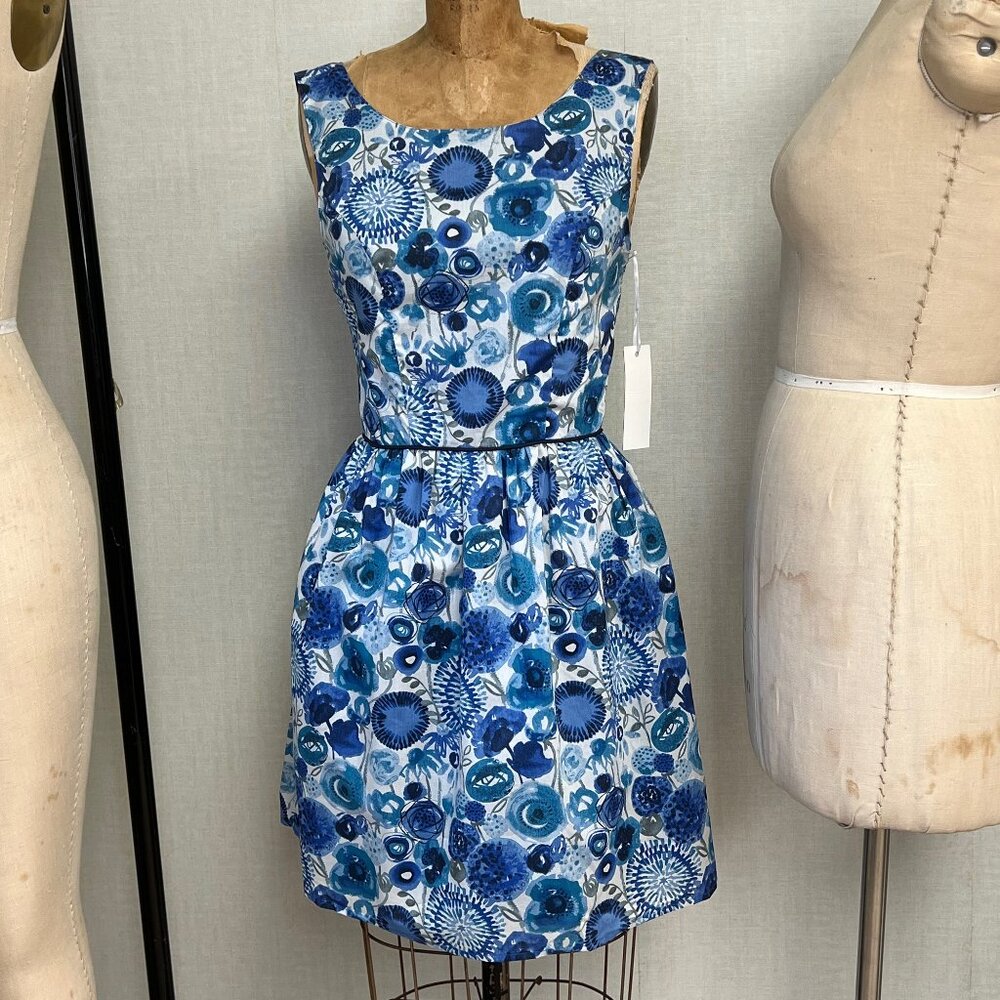 NWT Miss Closet fit and flare Floral Blue Back Tie Dress size Small